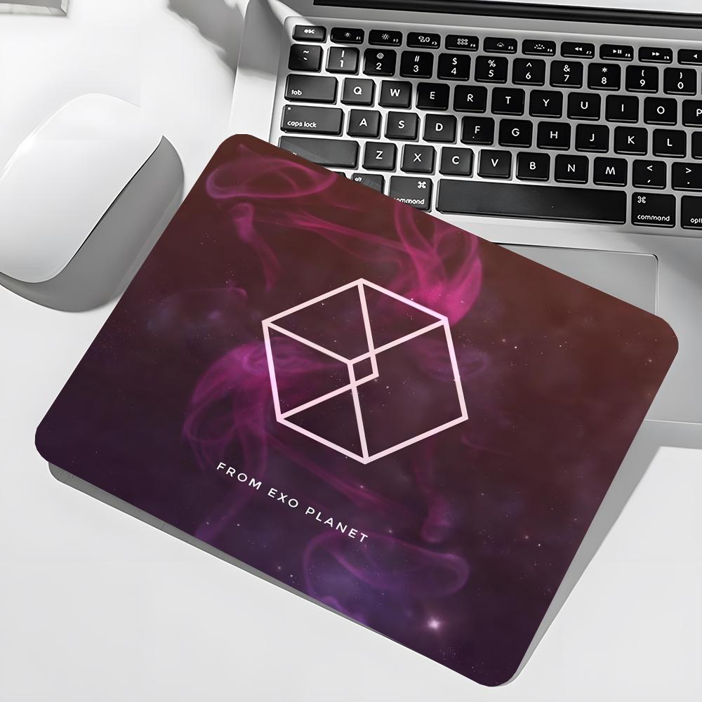 EXO Logo Kpop Mouse Pad Gamer  - огляд і ціна Desk Setup Kpop
