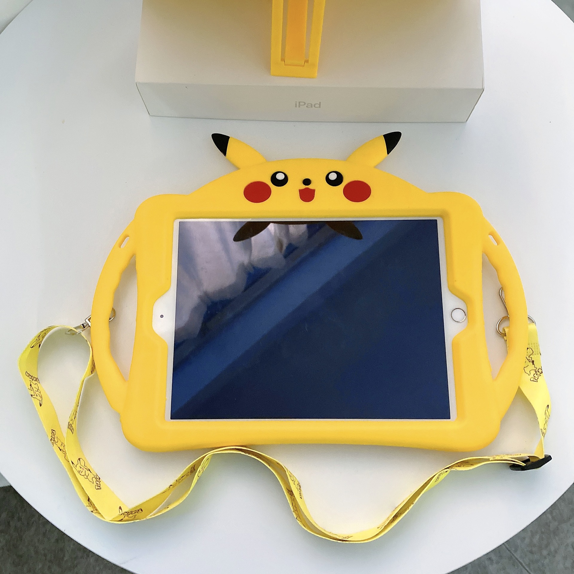 2024 Pikachu Ipad Case for Tab - огляд і ціна Desk Setup Ipad