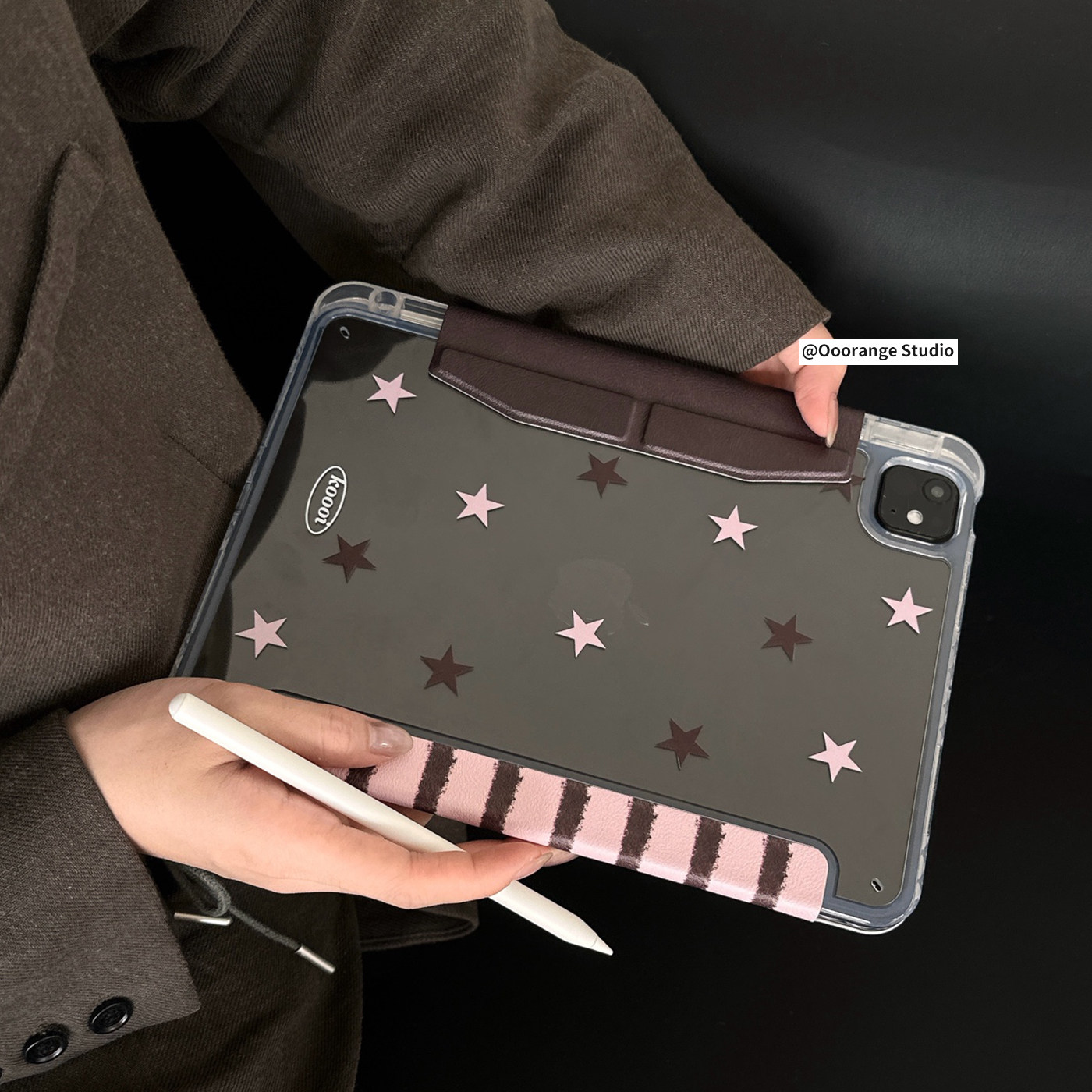 Ins Pink And Brown Stripe Tabl - огляд і ціна Desk Setup Ipad