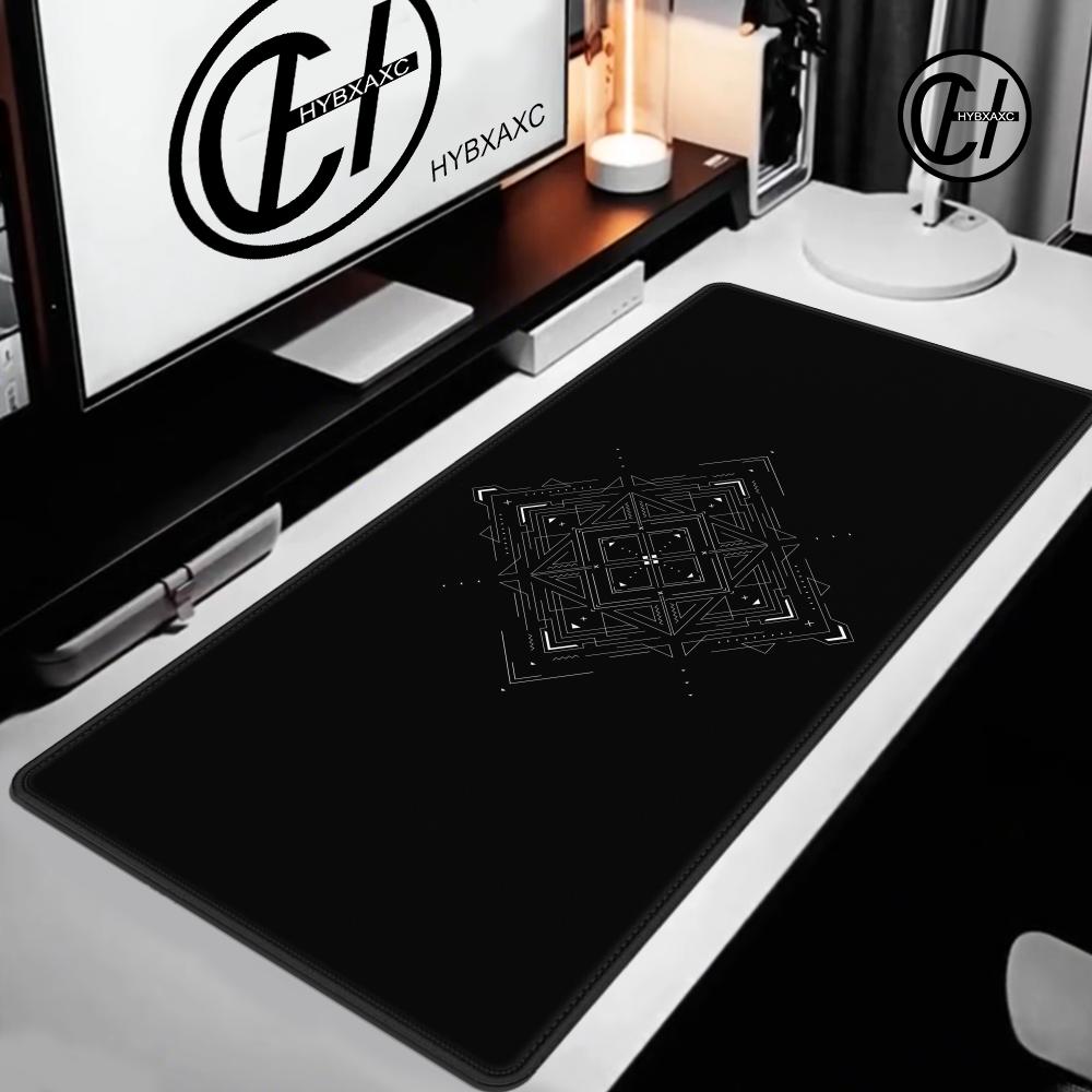 HYBXAXC Black White Geometric  - огляд і ціна Desk Setup Black And White